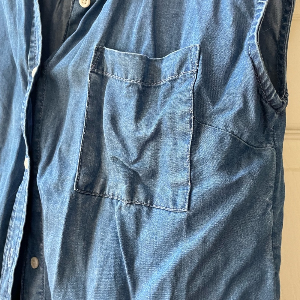 Merona Blue Sleeveless Denim Top - Picture 4 of 9